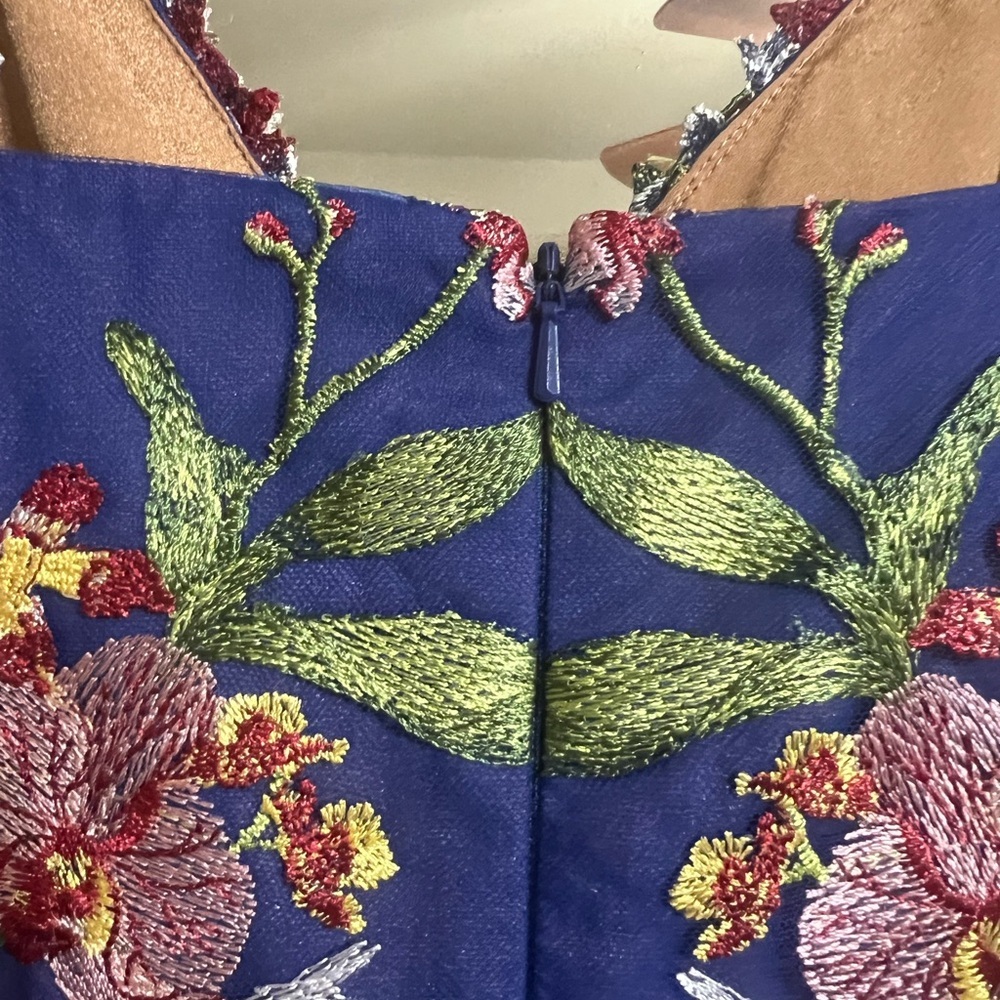 Exquisite Marchesa Notte Floral Print Long Gown - Size 2 (Medium) - Picture 10 of 16